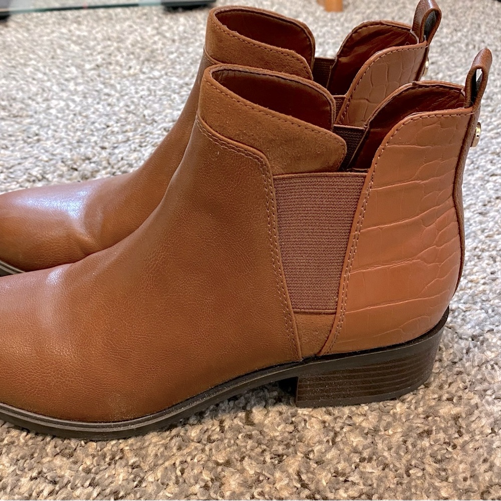Bandolino Brown Ankle Boots - Size 6.5